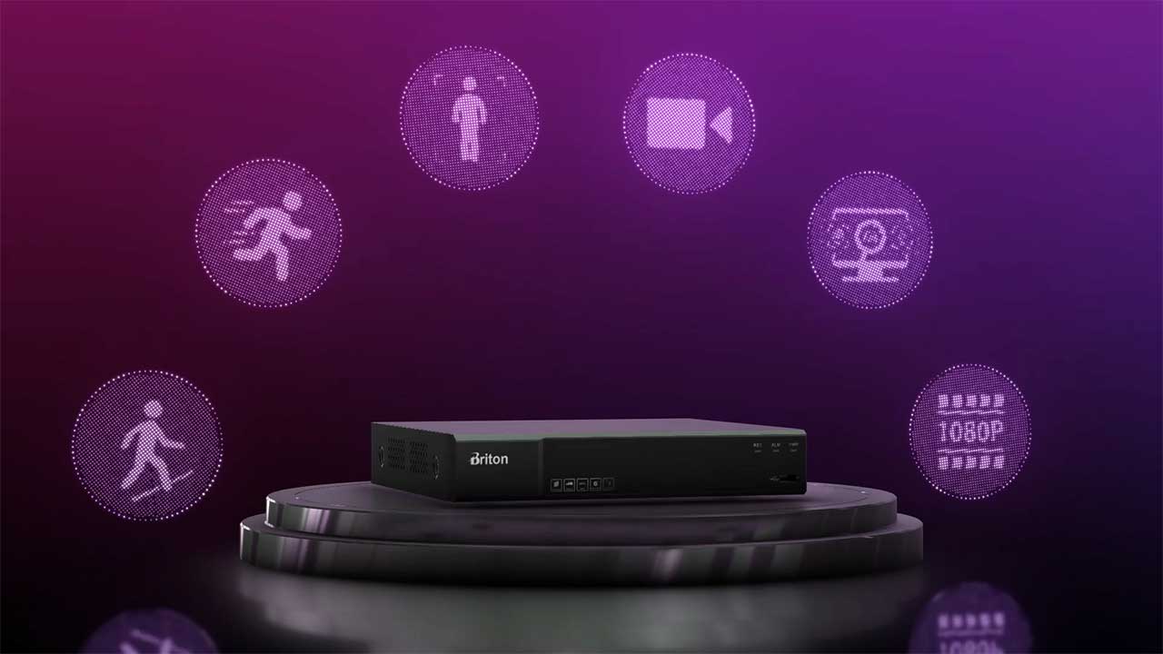 کاور موشن دیزاین معرفی ویژگی‌های یکی از محصولات برایتون - تایپوگرافی انیمیشن - سه بعدی